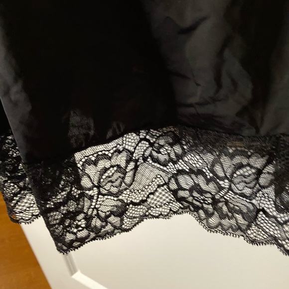 La Vie en Rose Sexy Slinky Black Nightie Size MEDIUM - Picture 8 of 11